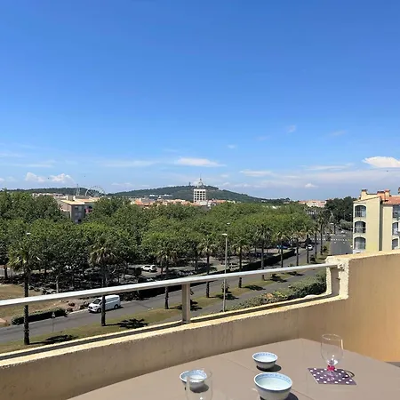 Cap D'agde - 4 Pers, A 400m, Parking Inclus - Fr-1-249-416 * Agde